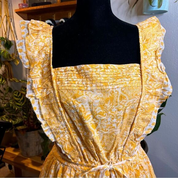 French Connection | Square Neck Floral Dress, size 10 - Picture 7 of 16